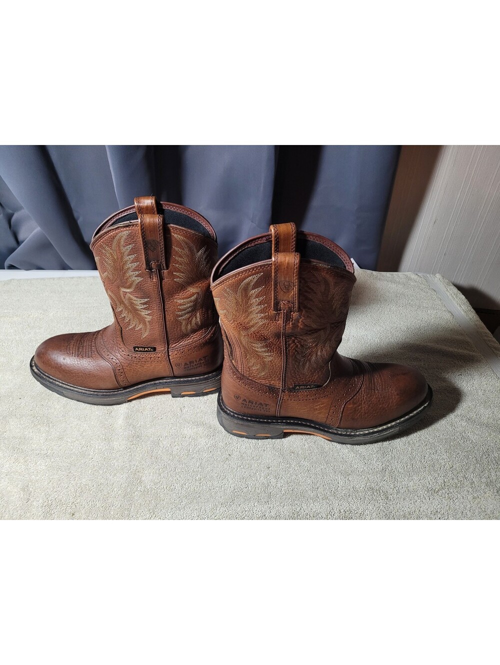 Ariat Men's H2O Workhog Western Work Boots - US 9D Composite Toe and Waterproof